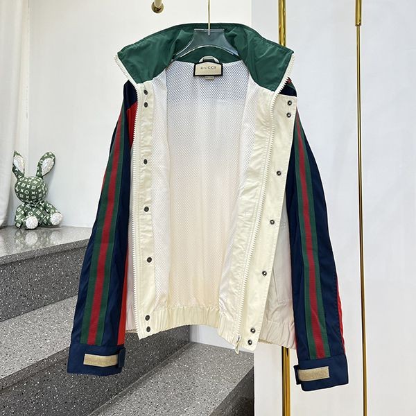 【かわいい♡新作】グッチ GGロゴ ナイロン ジャケット コピー gur05016